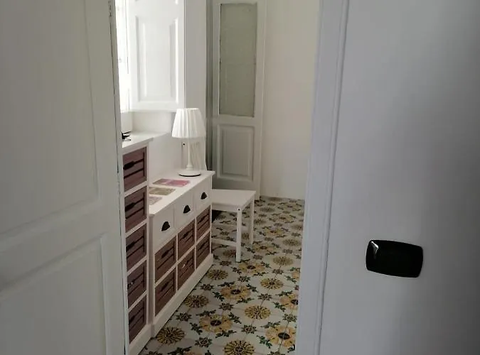 Отель Dreaming Capri *