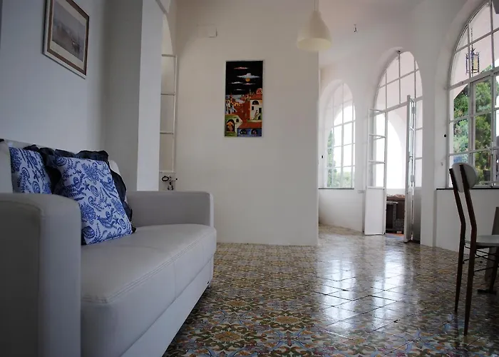 Dreaming Capri 酒店 *